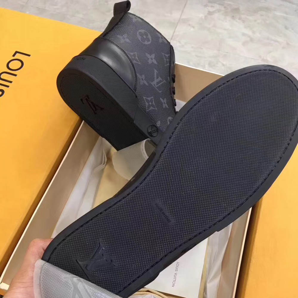 Louis Vuitton High-Top-Sneakers aus schwarzem Leder - EUR FASHION