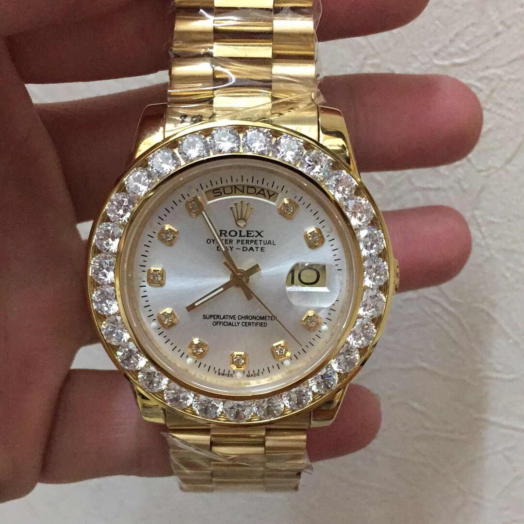 Rolex 40 mm Diamantuhr aus 18 Karat Gelbgold - EUR FASHION