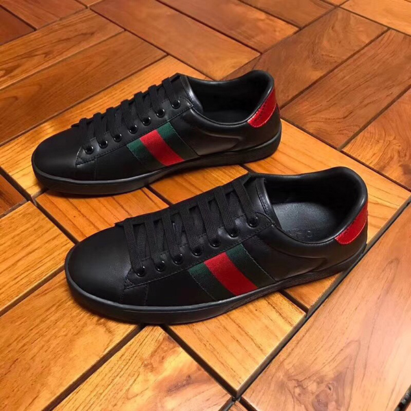 Gucci Ace Sneaker aus schwarzem Leder - EUR FASHION