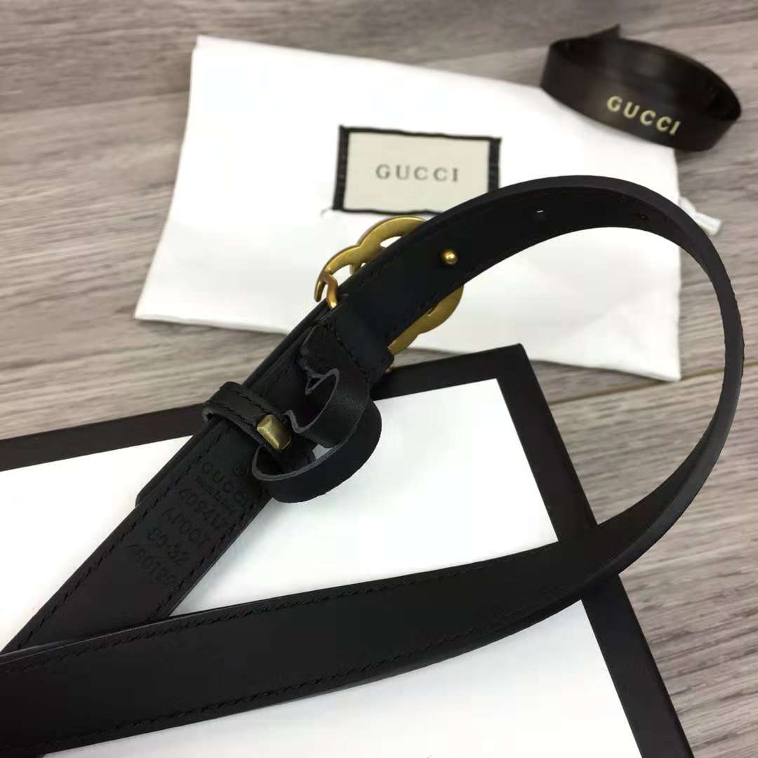 Schwarzer Gucci-Ledergürtel mit goldener Doppel-G-Schnalle (2 cm) - EUR FASHION
