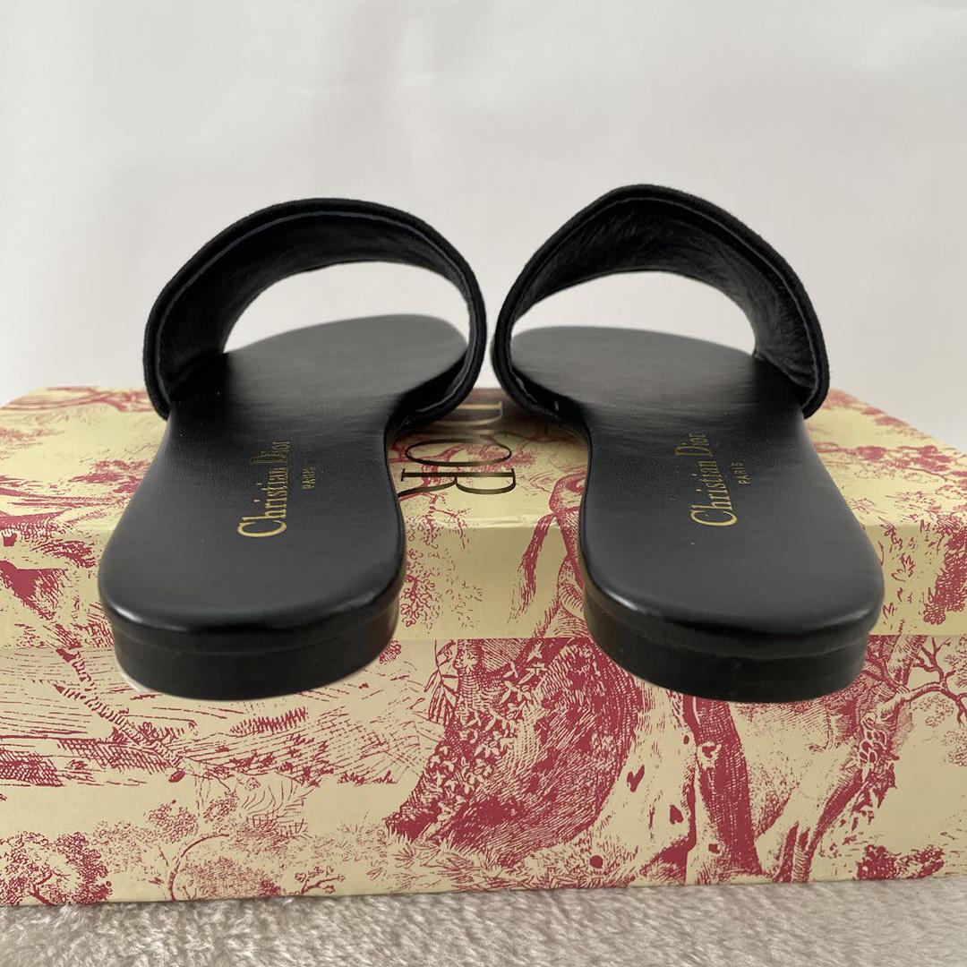 Dior Dway Mule aus bestickter Baumwolle in Schwarz - EUR FASHION