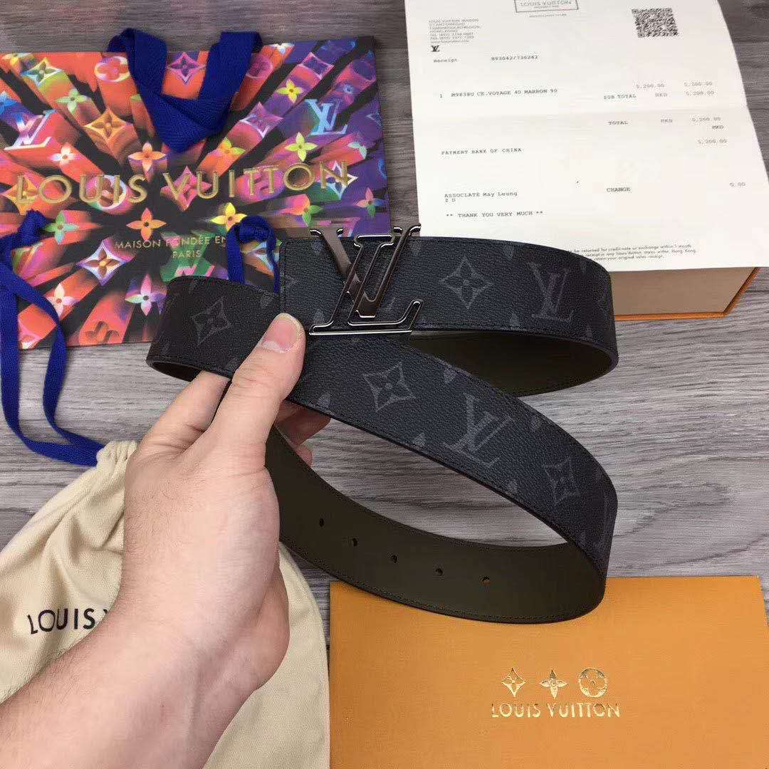 Wendegürtel mit Monogramm der Linie Louis Vuitton - EUR FASHION