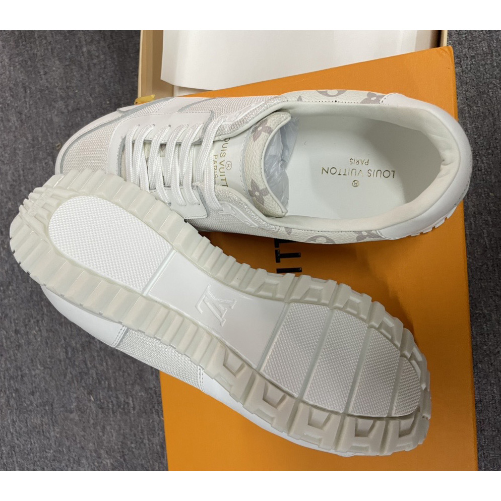 Louis Vuitton Run Away Sneaker (nach britischer Größe) - EUR FASHION