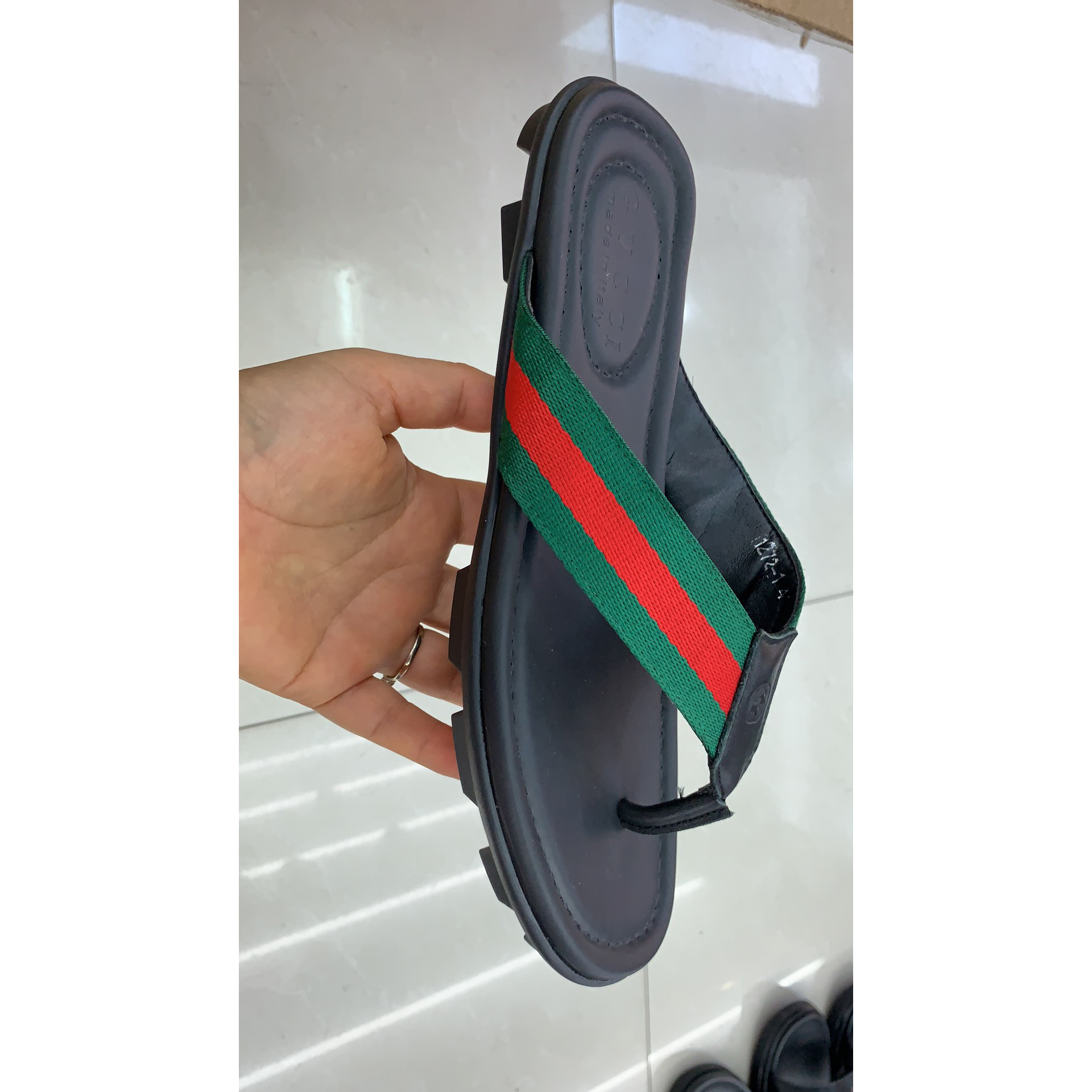 Gucci Web-Flip-Flops - EUR FASHION