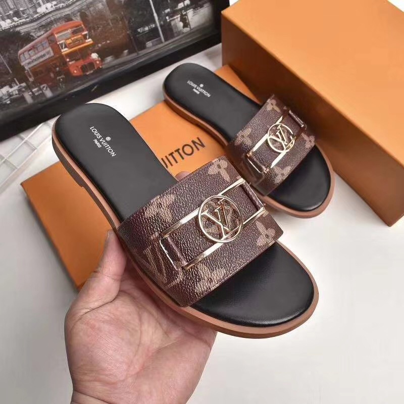 Louis Vuitton Monogram Lock It Flat Mule - EUR FASHION