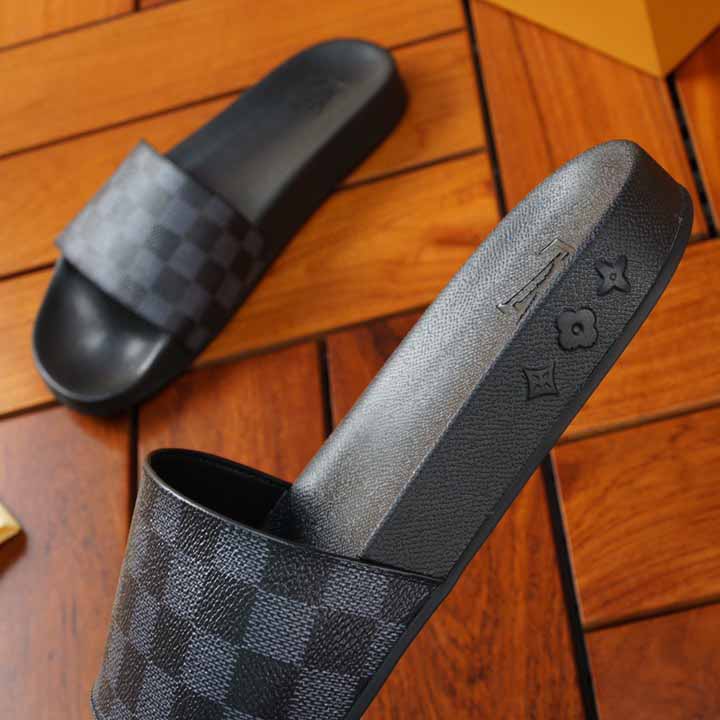 Schwarze Damier-Sandalen von Louis Vuitton - EUR FASHION