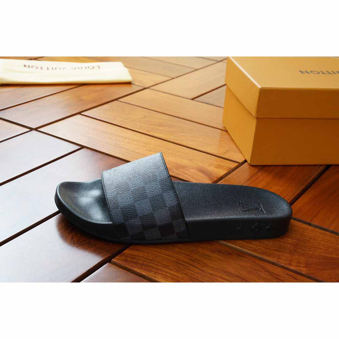 Schwarze Damier-Sandalen von Louis Vuitton - EUR FASHION