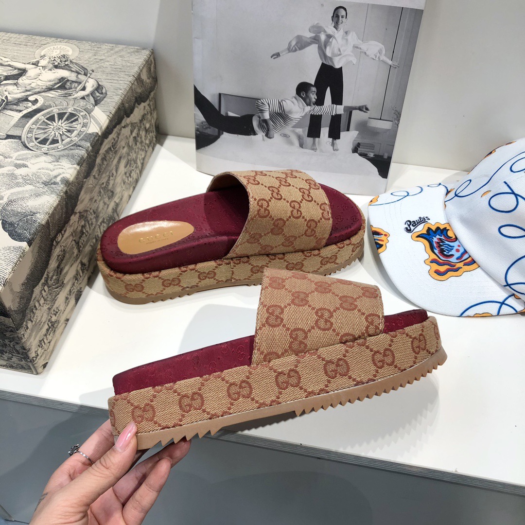 Gucci Damen Original GG Slide Sandale - EUR FASHION