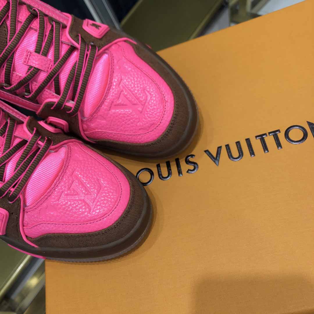 Louis Vuitton Trainer Sneaker Rosa - EUR FASHION