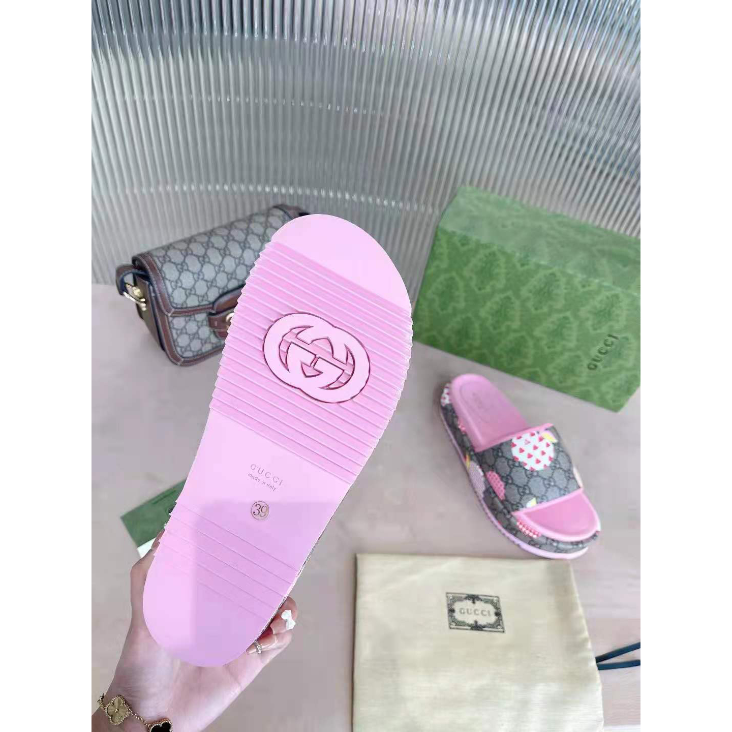 Gucci GG Slides - EUR FASHION