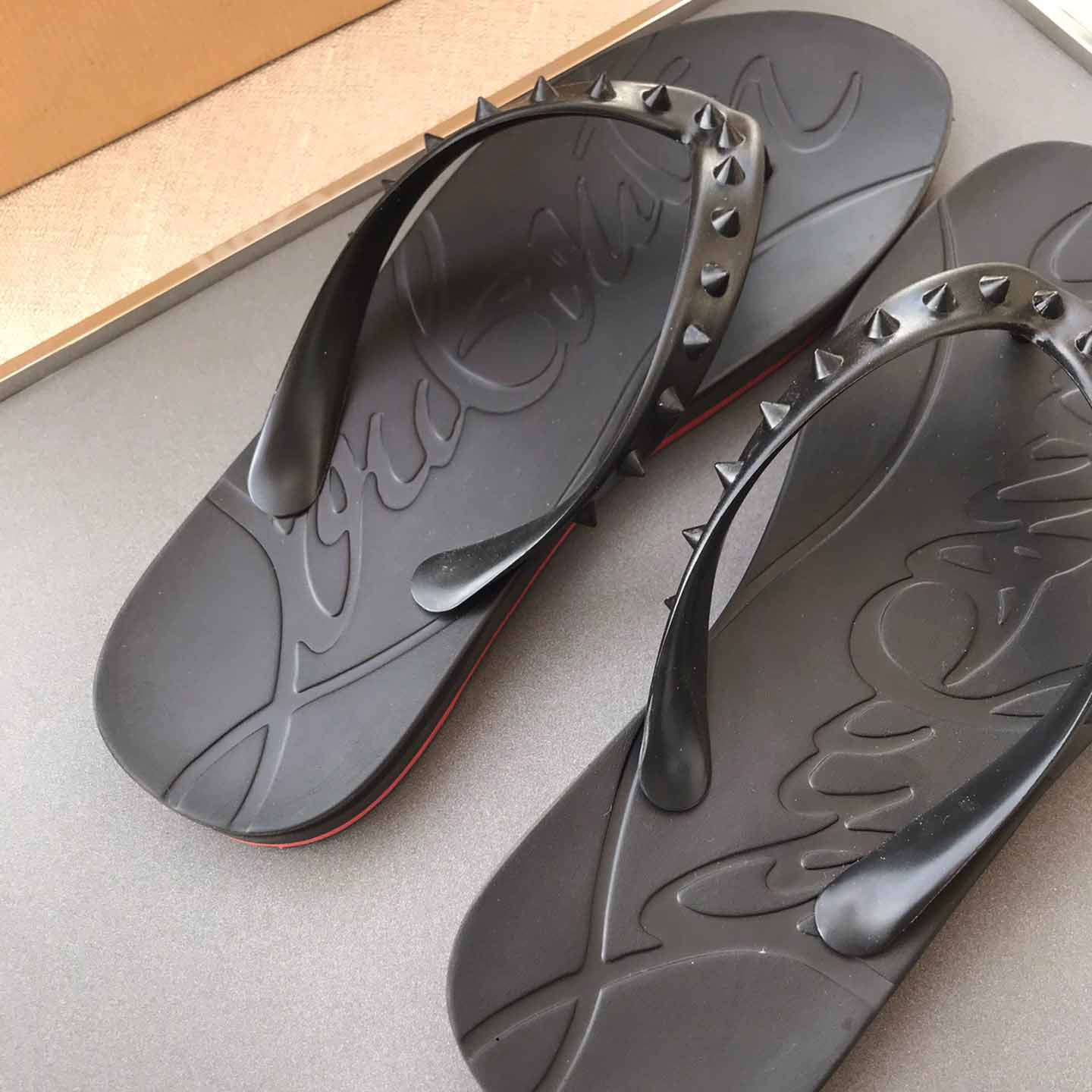 Christian Louboutin CL Loubi Flip Schwarzes PVC - EUR FASHION