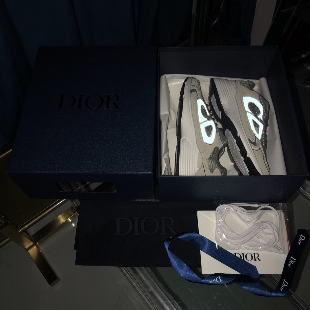 Dior B30 Sneaker Olivfarbenes Mesh und cremefarbener technischer Stoff - EUR FASHION