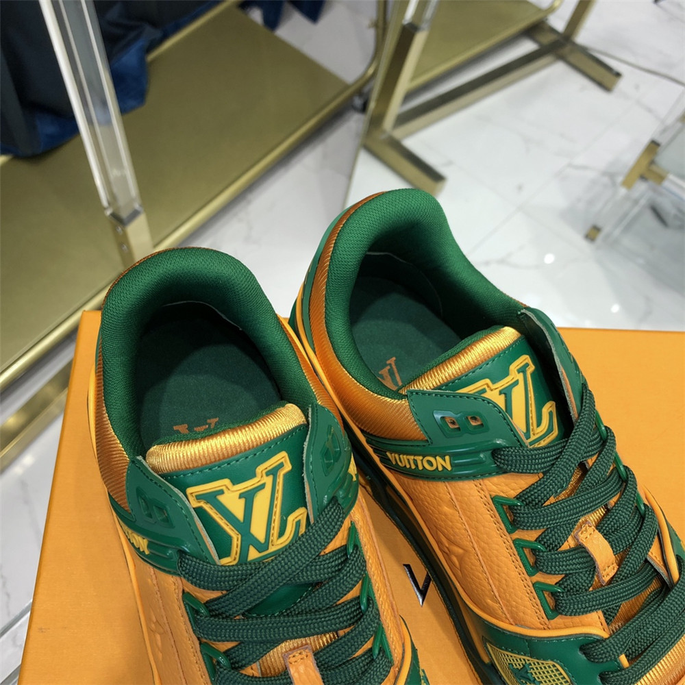 Louis Vuitton Trainer-Sneaker in Blau und Weiß - EUR FASHION