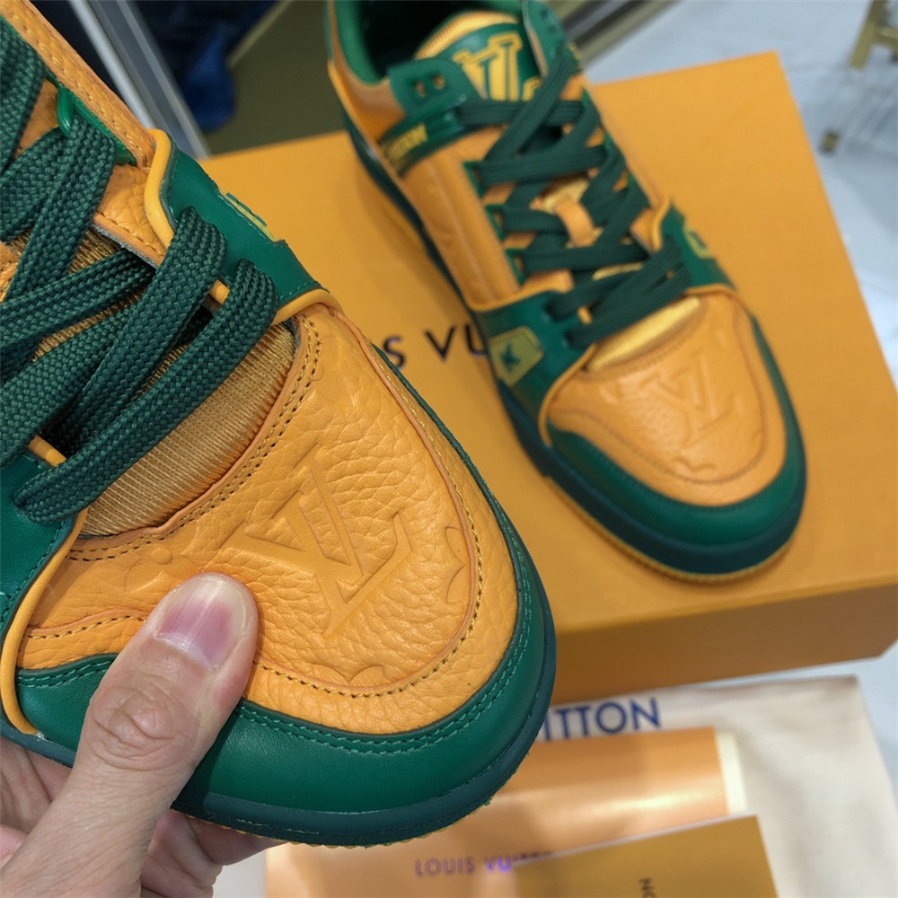 Louis Vuitton Trainer-Sneaker in Blau und Weiß - EUR FASHION