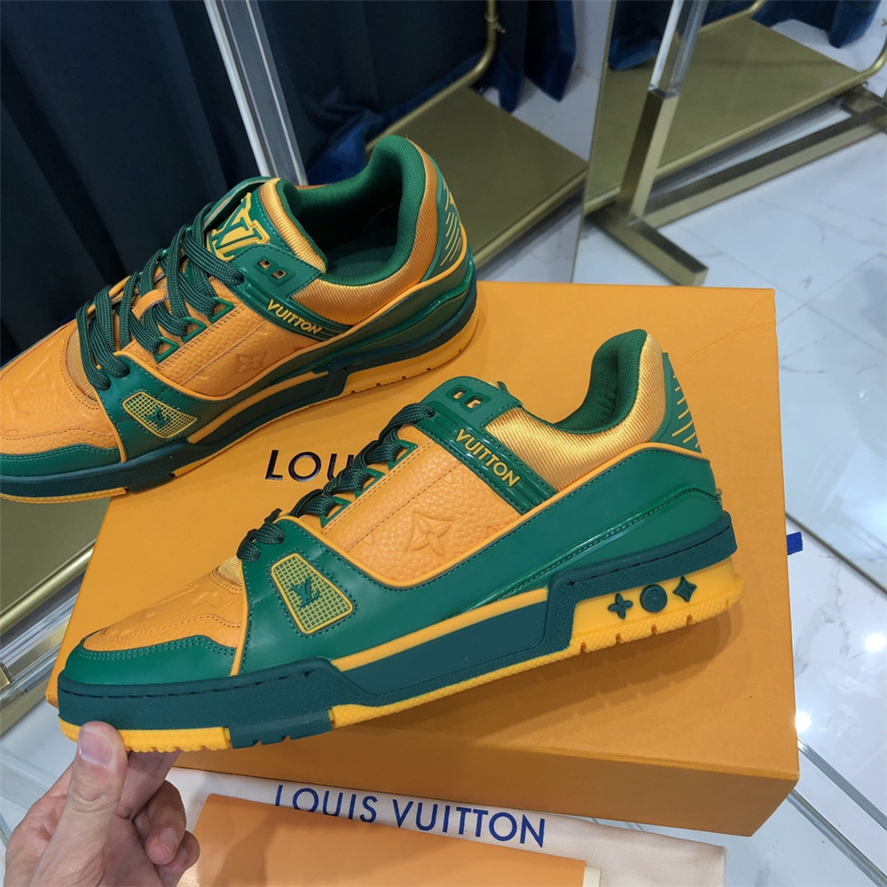 Louis Vuitton Trainer-Sneaker in Blau und Weiß - EUR FASHION