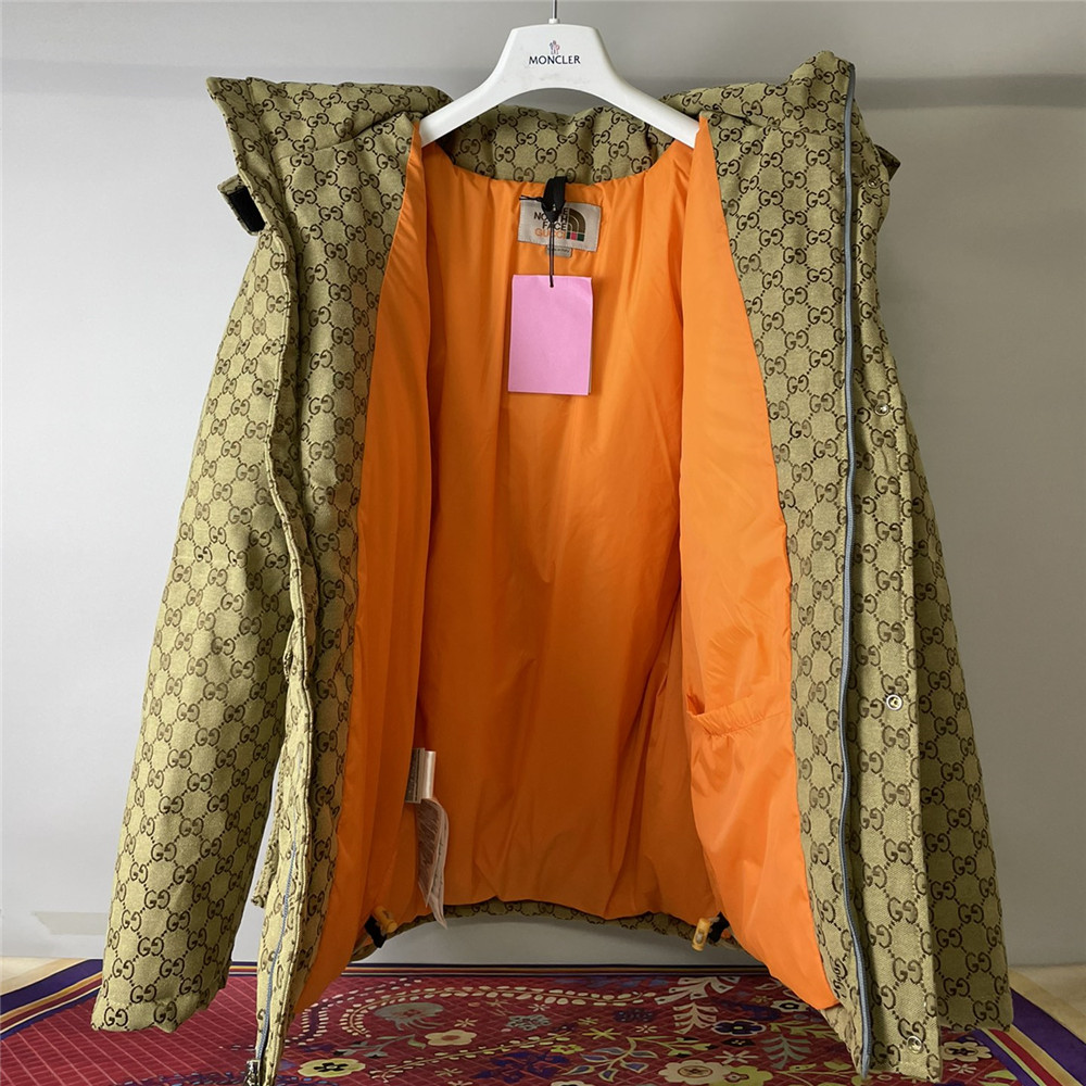 Gucci x The North Face Mantel (grauer Reißverschluss) - EUR FASHION