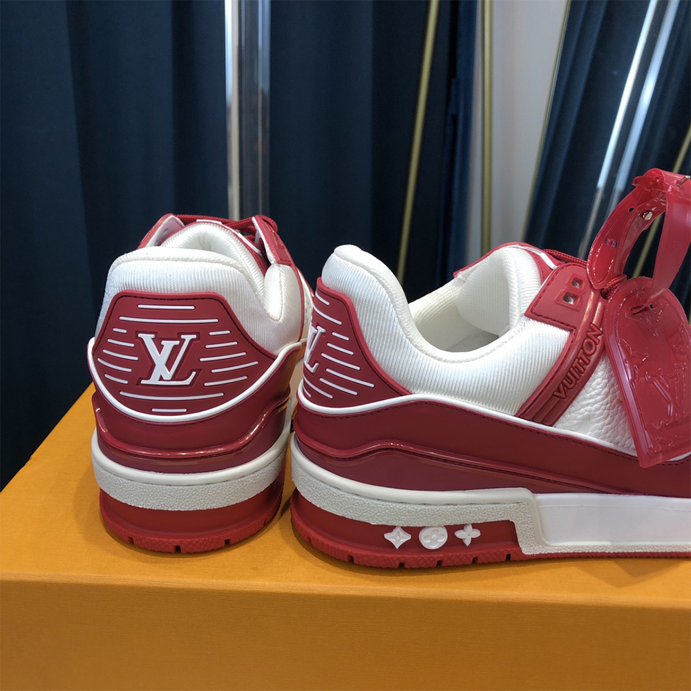 Louis Vuitton Trainer-Sneaker in Rot (nach britischer Größe) - EUR FASHION