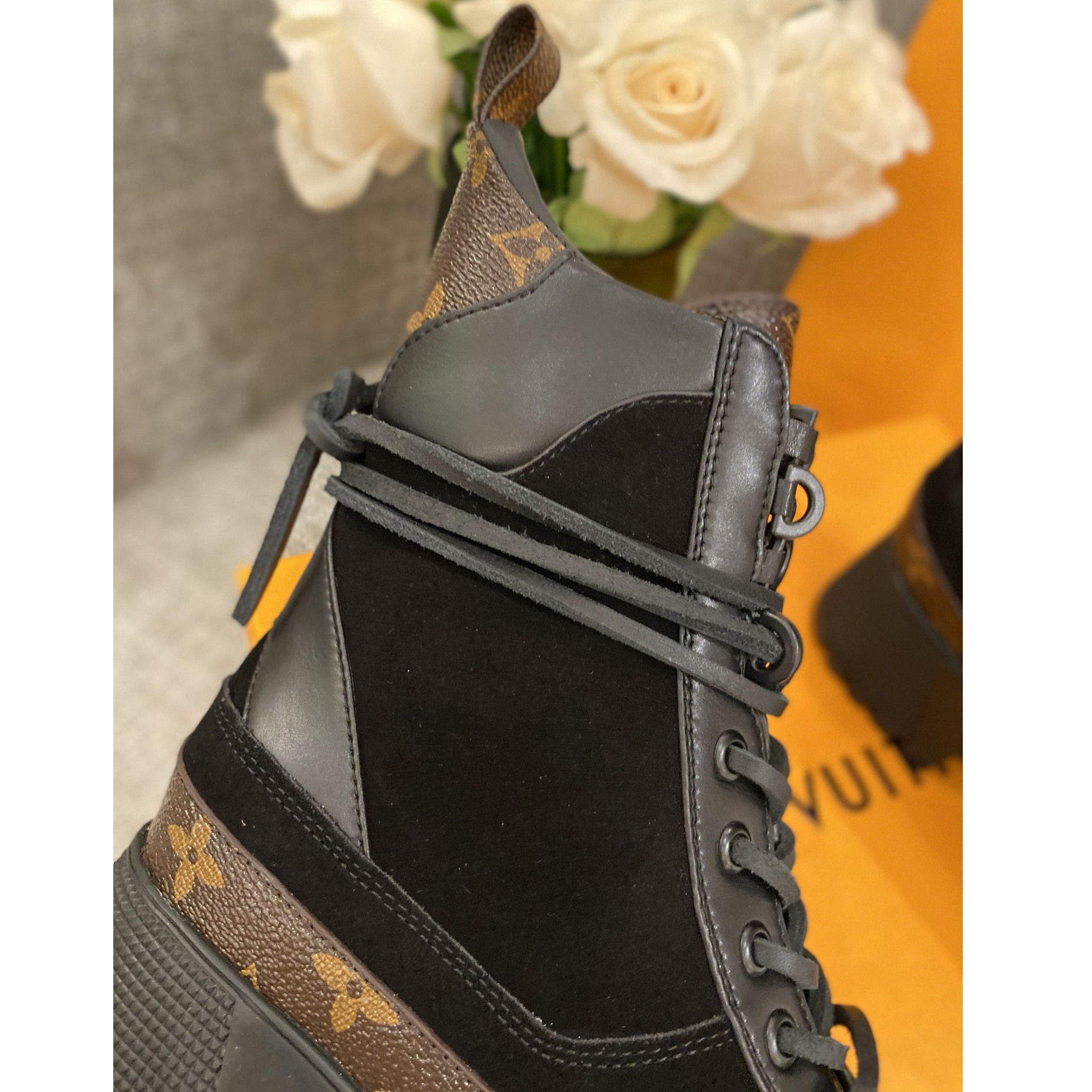 Louis Vuitton Laureate Wüstenstiefel - EUR FASHION
