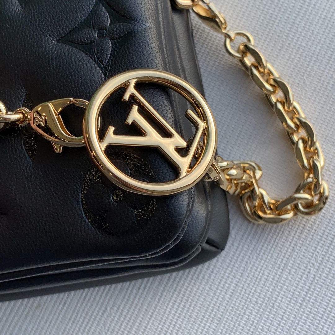 Louis Vuitton Pochette Coussin Schwarz (20-14-8CM) - EUR FASHION
