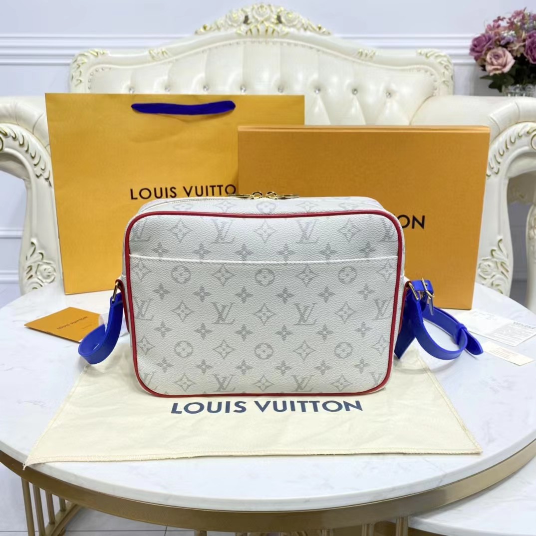 Louis Vuitton NBA Nil Messenger (29,5–21,5–12 cm) - EUR FASHION