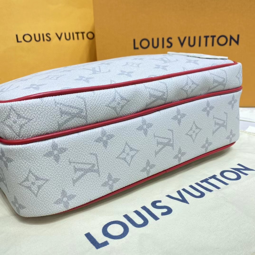 Louis Vuitton NBA Nil Messenger (29,5–21,5–12 cm) - EUR FASHION