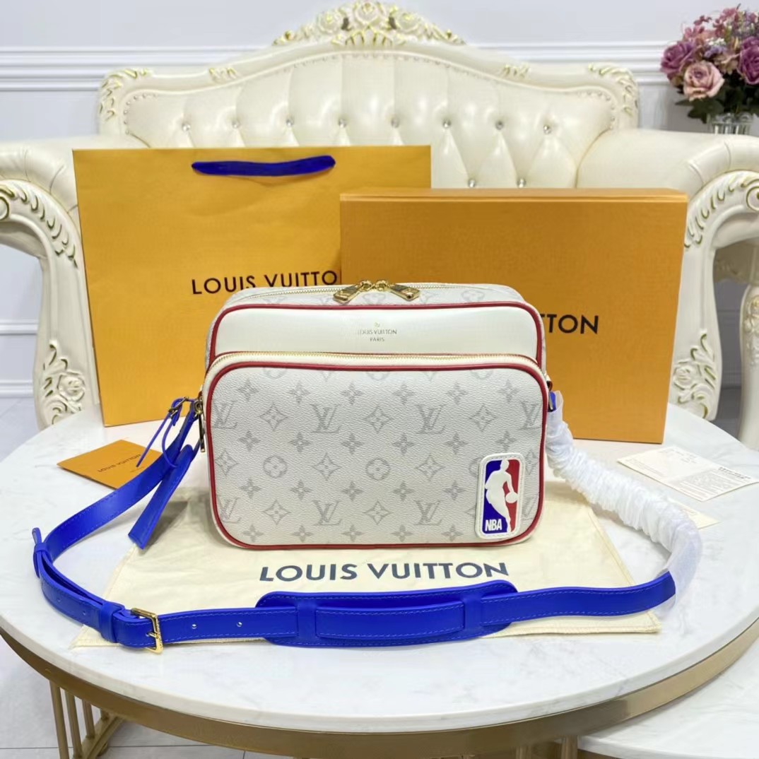 Louis Vuitton NBA Nil Messenger (29,5–21,5–12 cm) - EUR FASHION