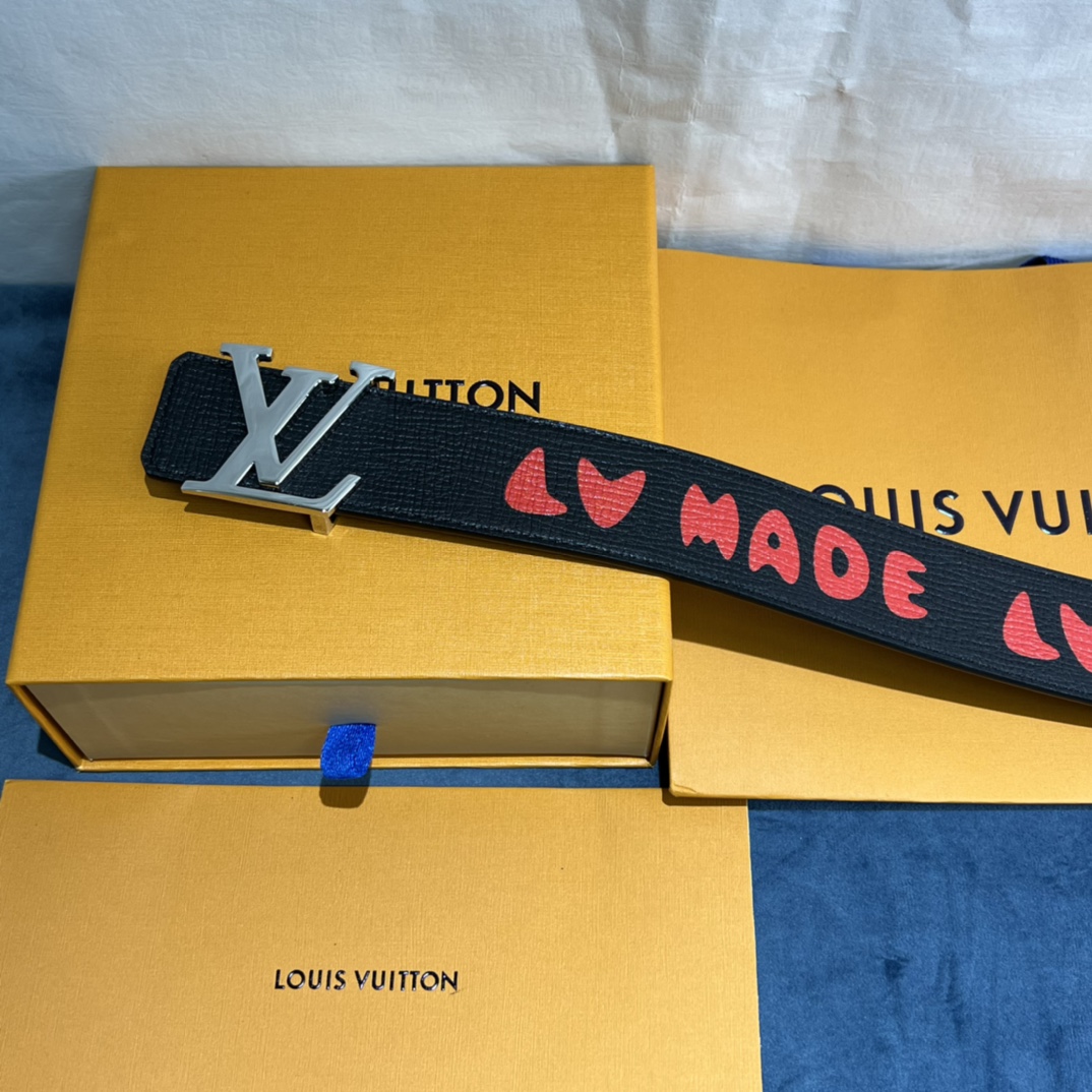 Louis Vuitton Farbverlaufsform 40 mm Wendegürtel - EUR FASHION