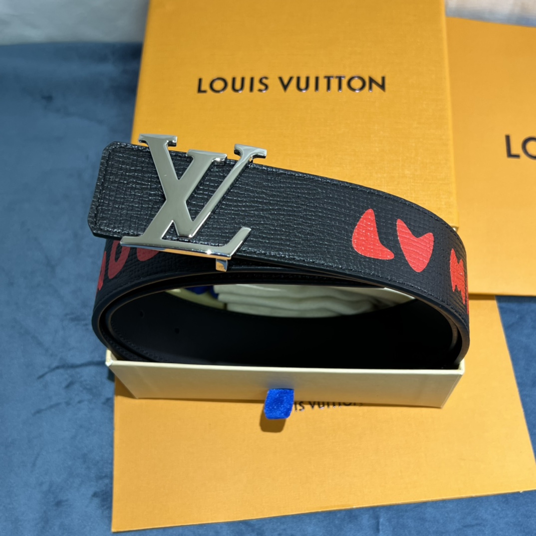Louis Vuitton Farbverlaufsform 40 mm Wendegürtel - EUR FASHION