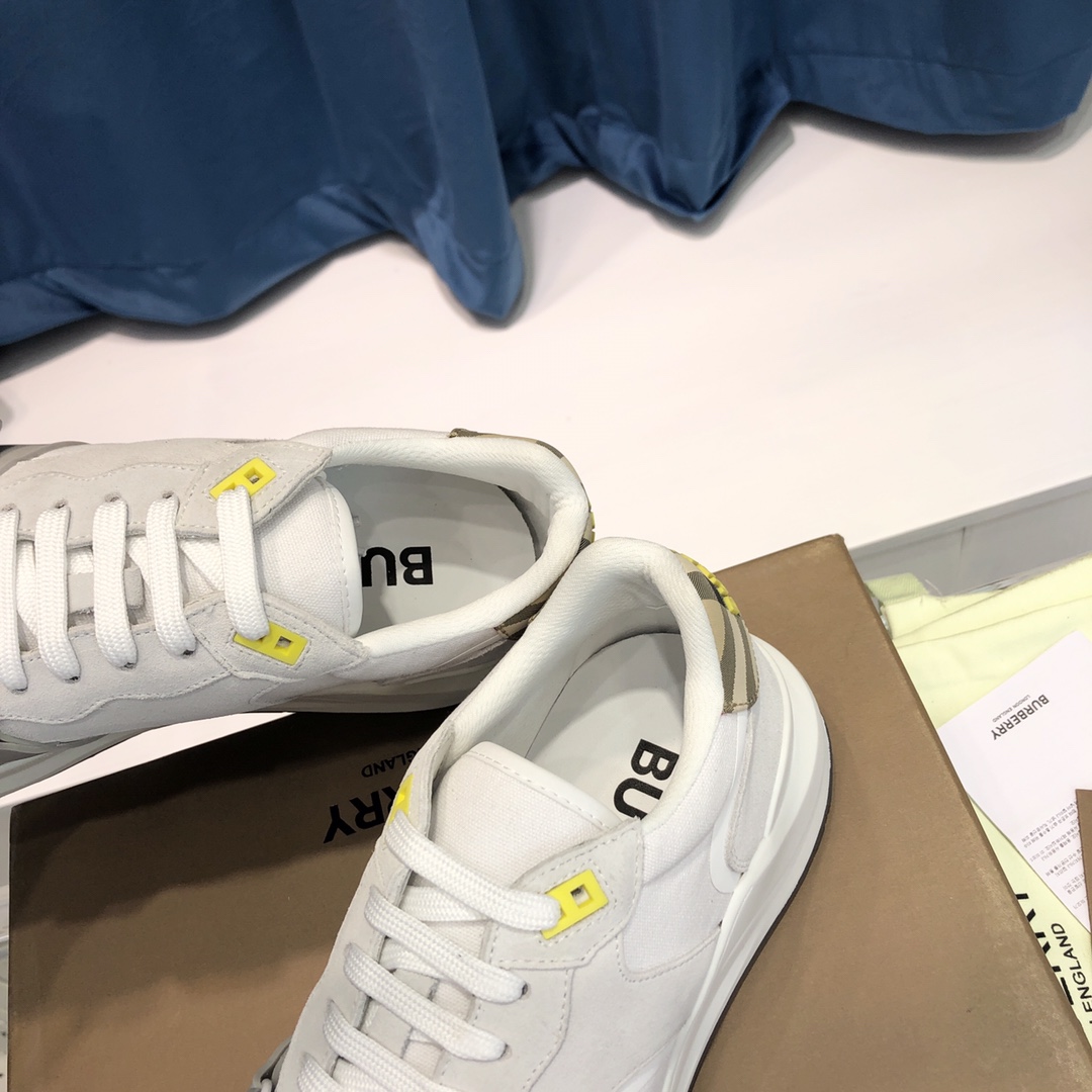 Burberry-Sneaker aus Baumwoll-Canvas und Leder mit Karomuster - EUR FASHION
