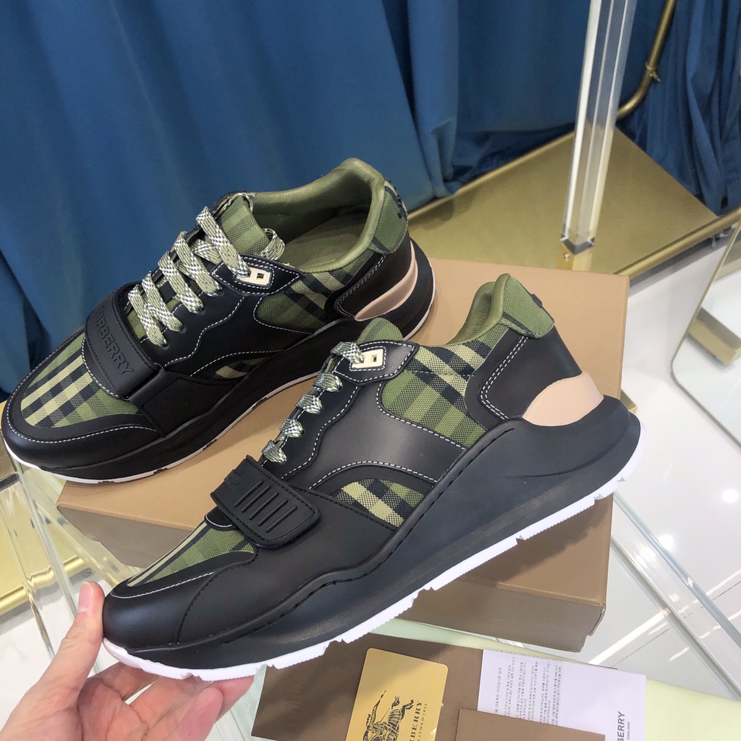 Burberry-Sneaker aus Baumwoll-Canvas und Leder mit Karomuster - EUR FASHION