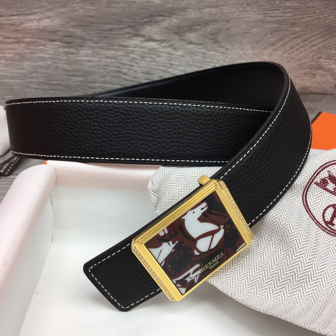 Hermès-Gürtel aus schwarzem Leder mit Emaille-Schnalle - EUR FASHION
