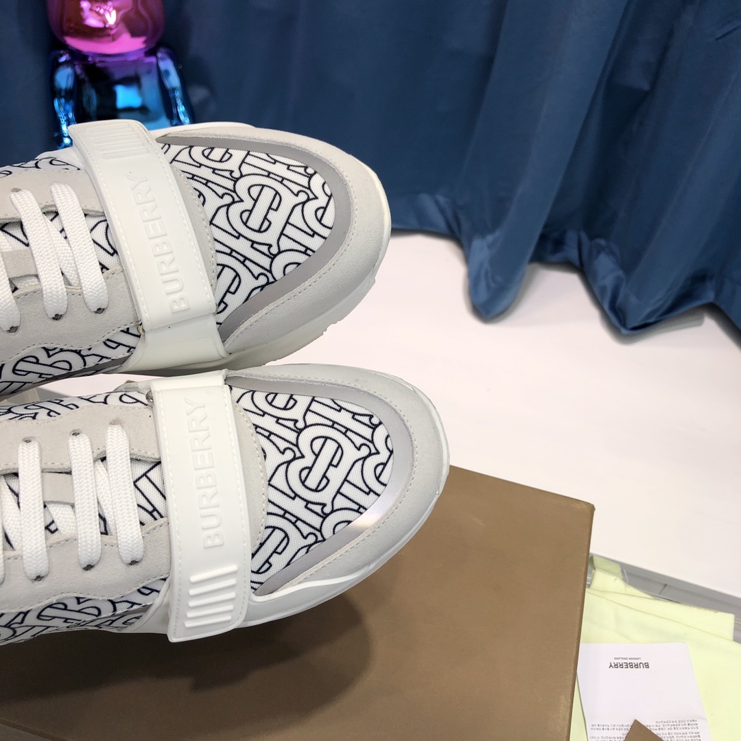 Burberry-Sneaker aus Baumwoll-Canvas und Leder mit Karomuster - EUR FASHION