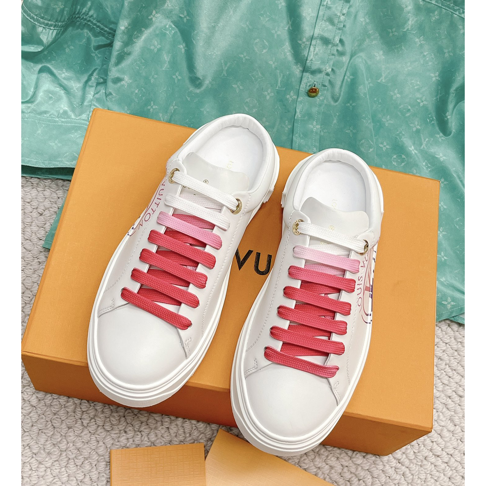 Louis Vuitton Time Out Sneaker mit offenem Rücken - EUR FASHION