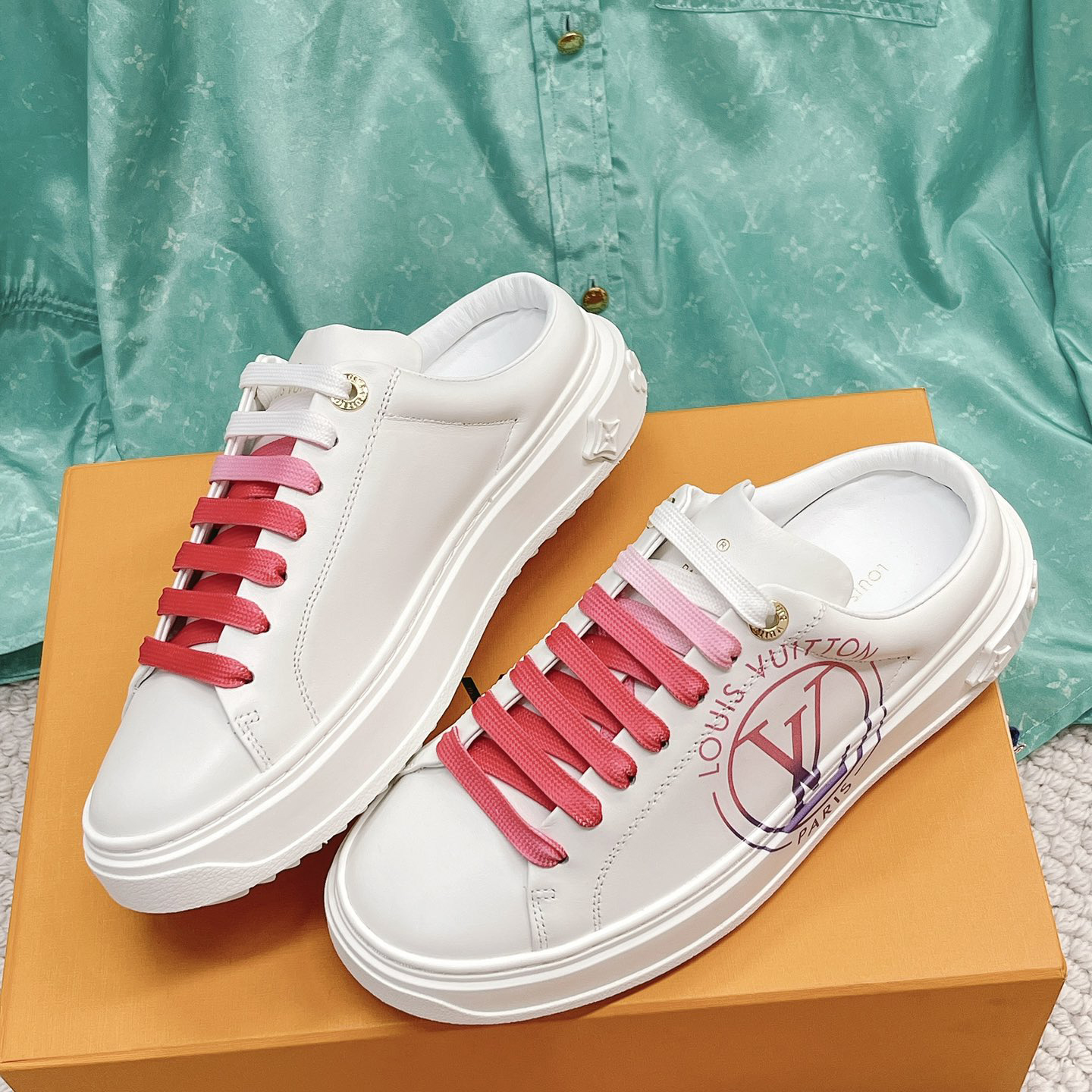 Louis Vuitton Time Out Sneaker mit offenem Rücken - EUR FASHION