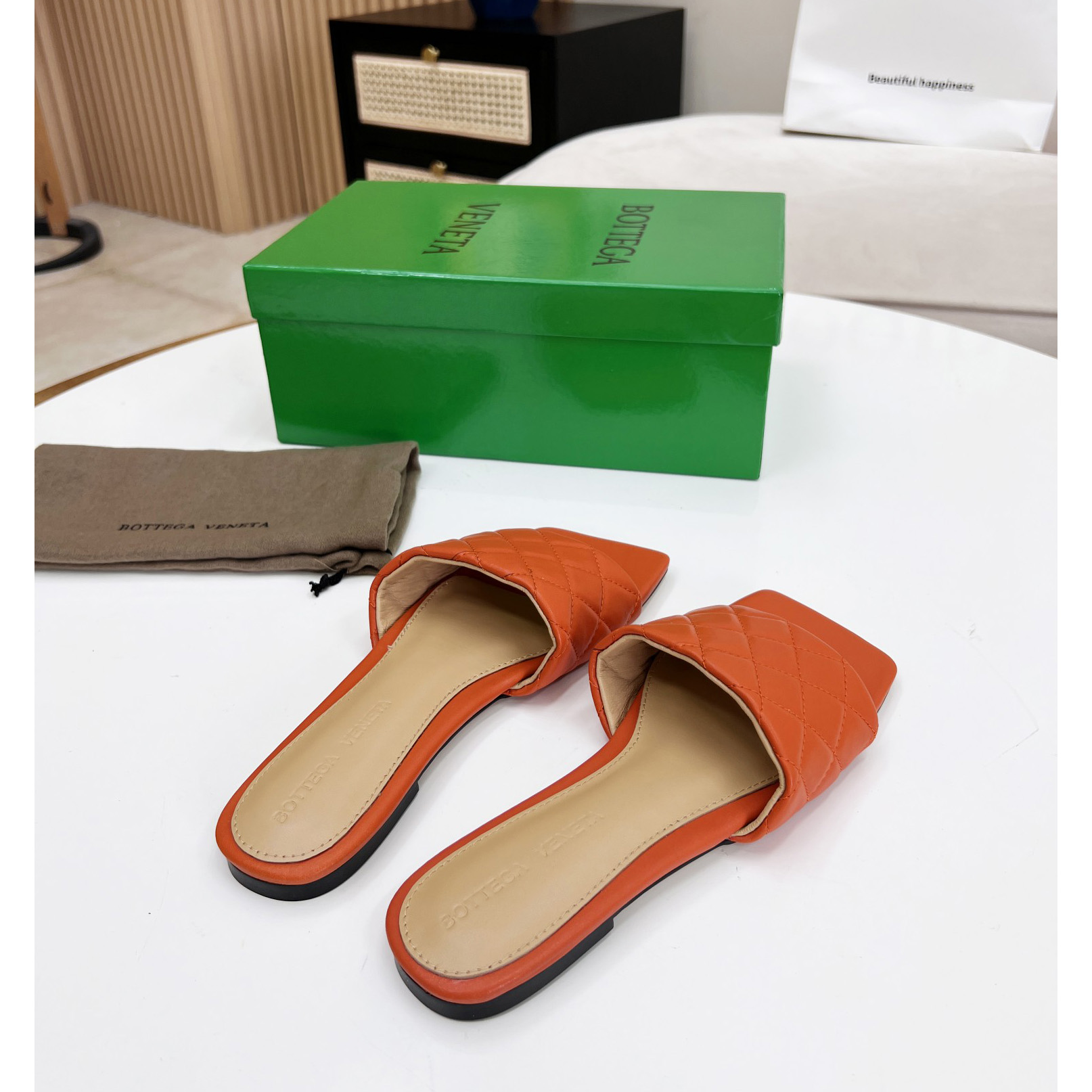 Bottega Veneta gepolsterte Ledersandalen - EUR FASHION