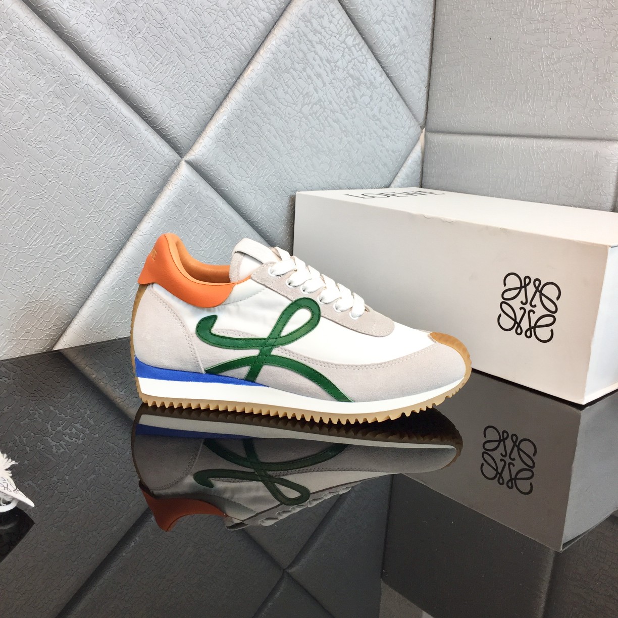 Loewe Flow Runner aus Kalbsleder - EUR FASHION
