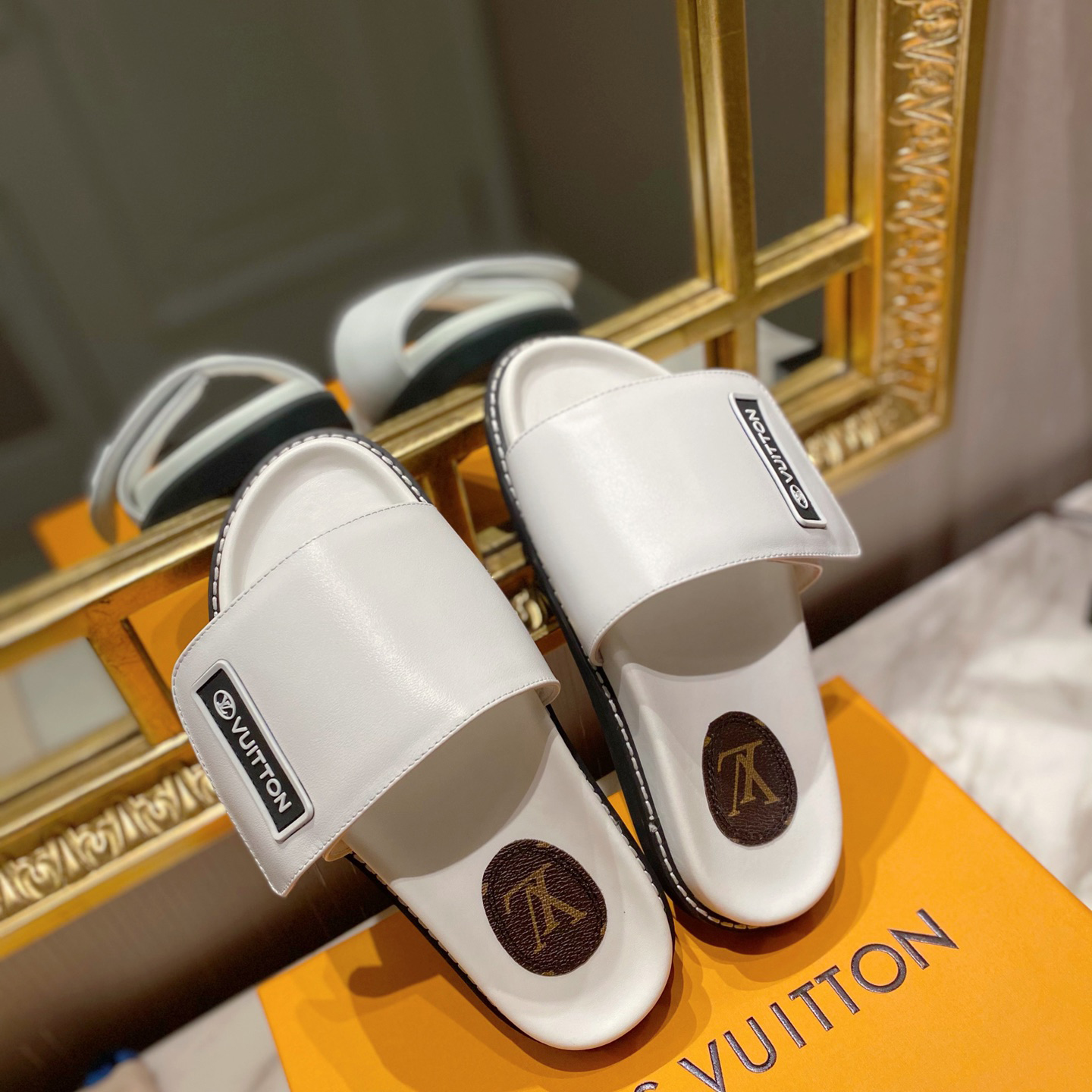 Louis Vuitton-Monogramm-Slipper - EUR FASHION