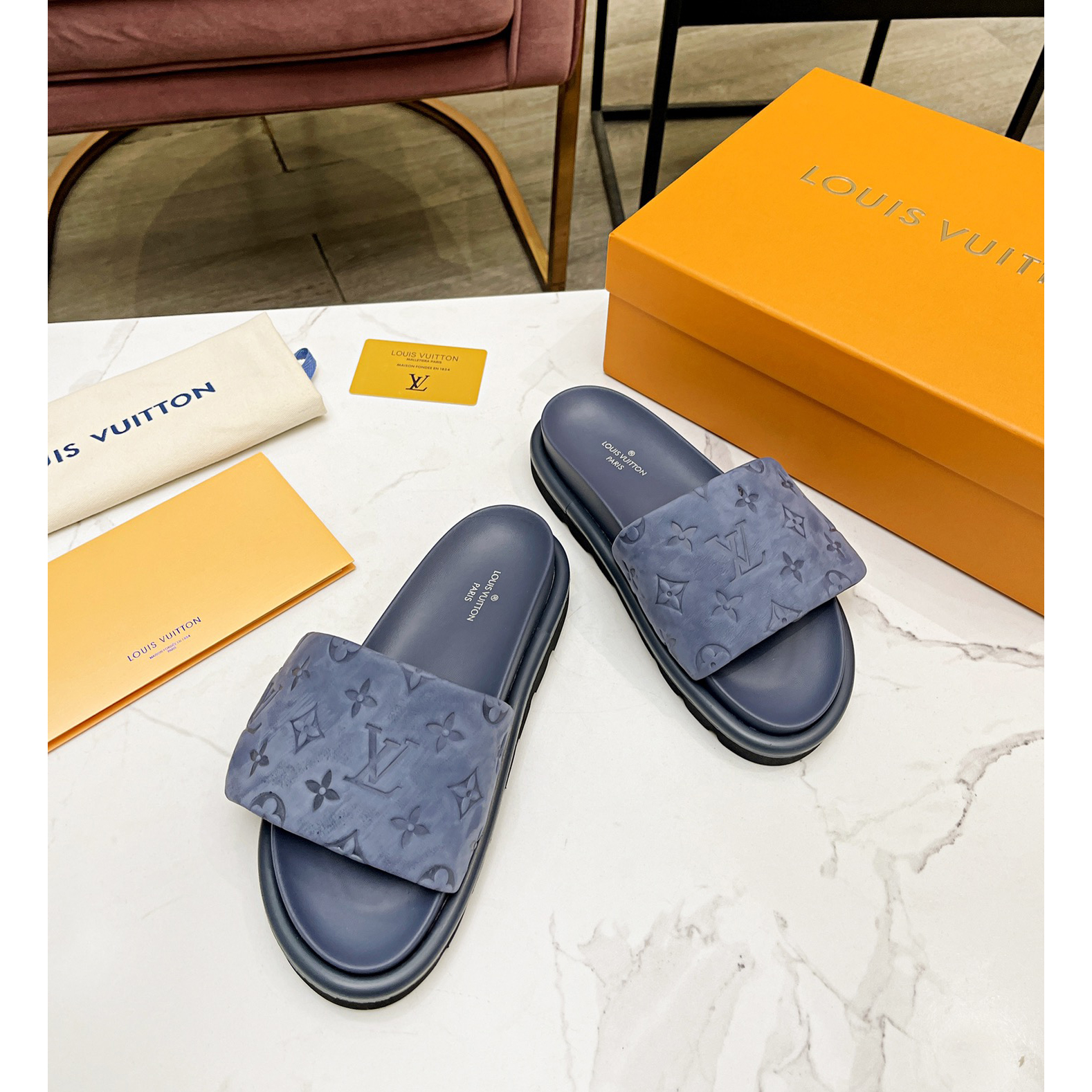 Louis Vuitton Pool Pillow Comfort Mules - EUR FASHION