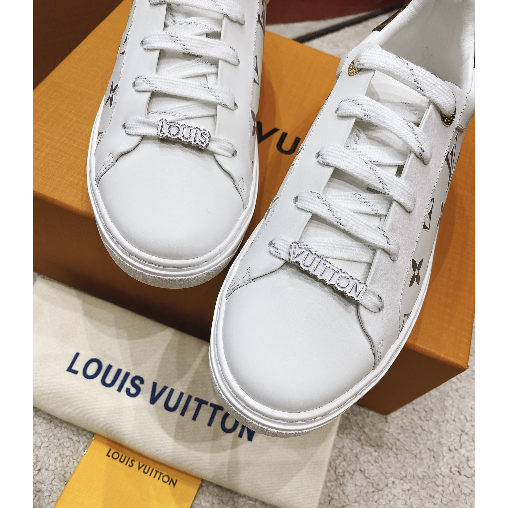 Louis Vuitton Time Out Sneaker - EUR FASHION