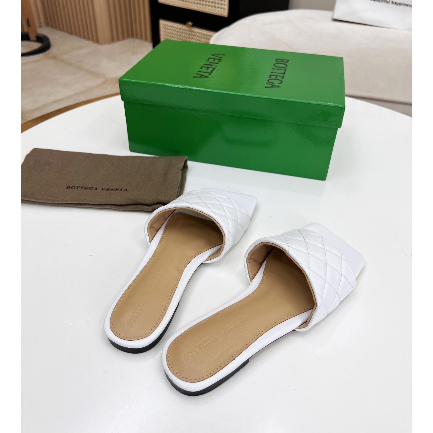 Bottega Veneta gepolsterte Ledersandalen - EUR FASHION