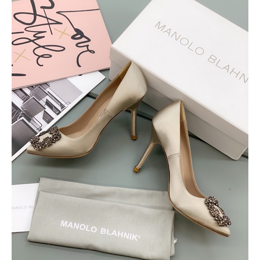 Beige Hangisi-Pumps von Manolo Blahnik mit Schnalle - EUR FASHION