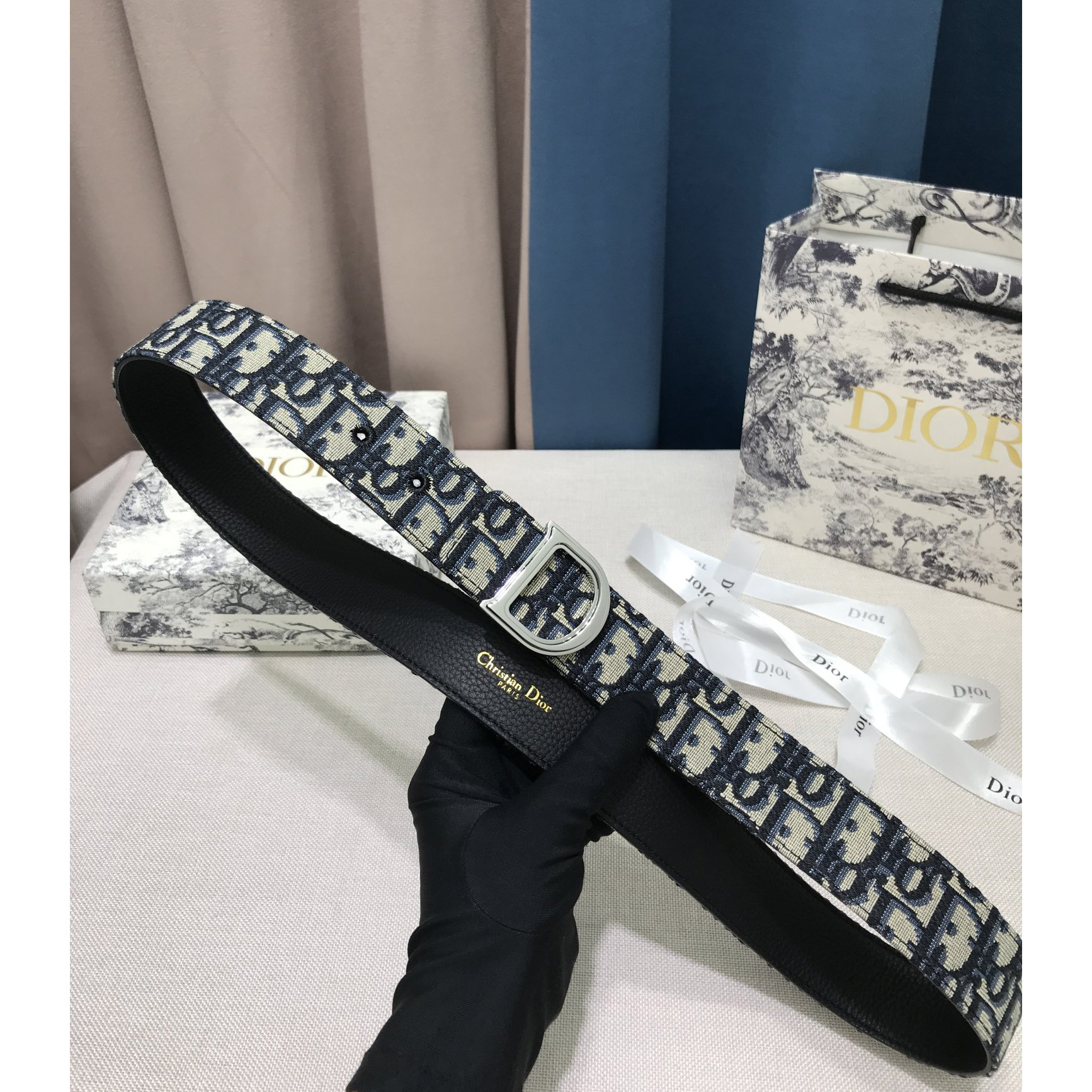 Dior-Ledergürtel mit „D“-Schnalle - EUR FASHION