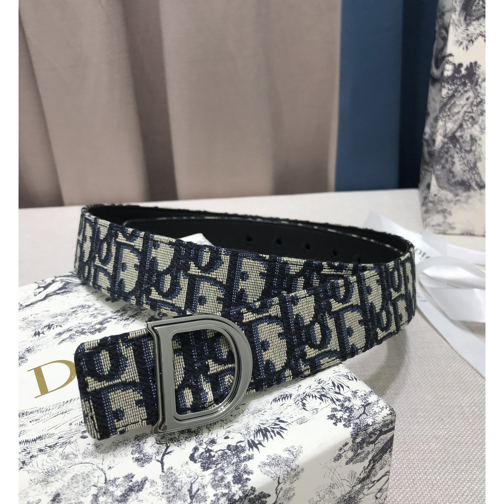 Dior-Ledergürtel mit „D“-Schnalle - EUR FASHION