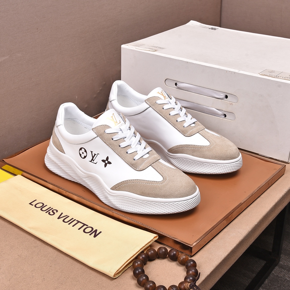 Louis Vuitton Herren-Logo-Sneaker - EUR FASHION