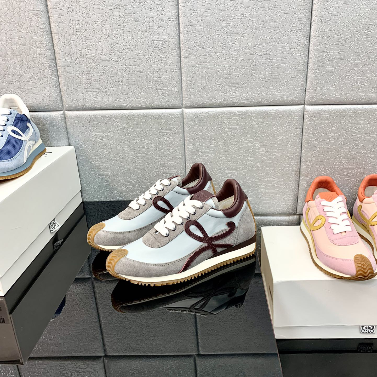 Loewe Flow Runner aus technischem Mesh und Wildleder - EUR FASHION