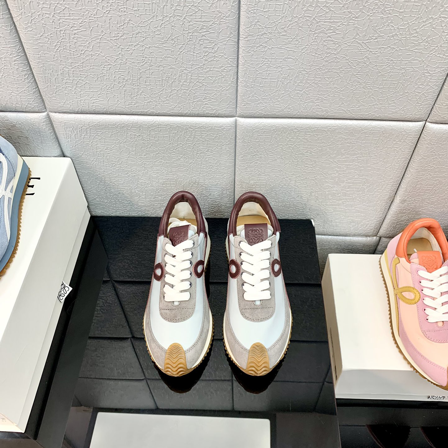 Loewe Flow Runner aus technischem Mesh und Wildleder - EUR FASHION