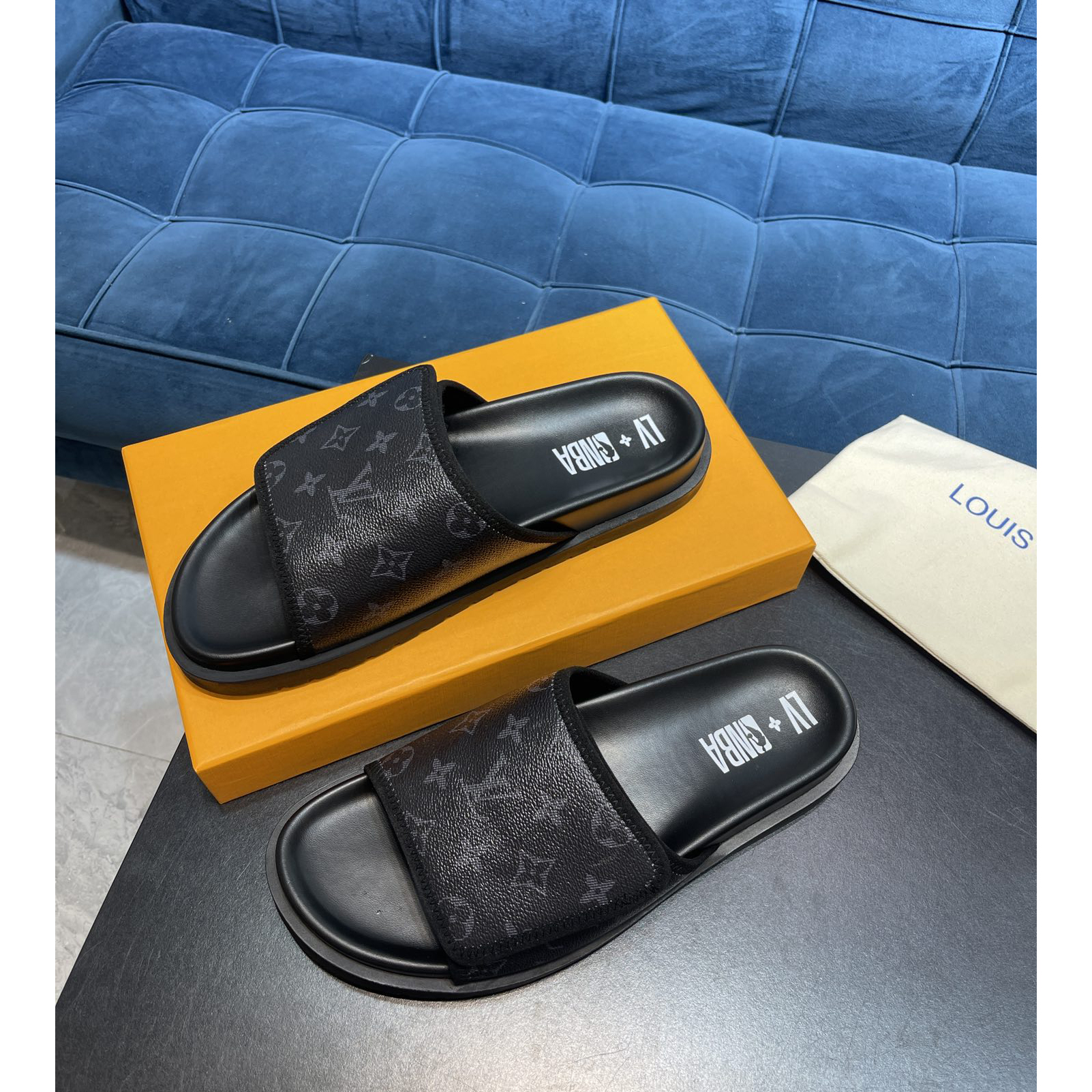 Louis Vuitton x NBA-Monogramm-Slipper - EUR FASHION