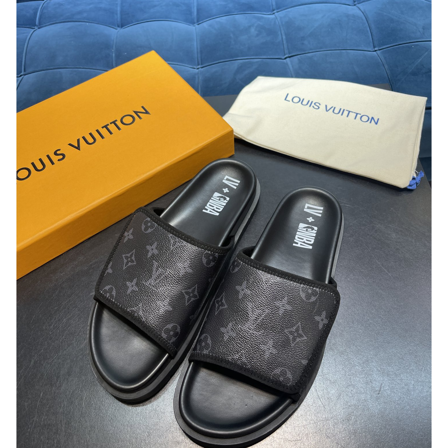 Louis Vuitton x NBA-Monogramm-Slipper - EUR FASHION