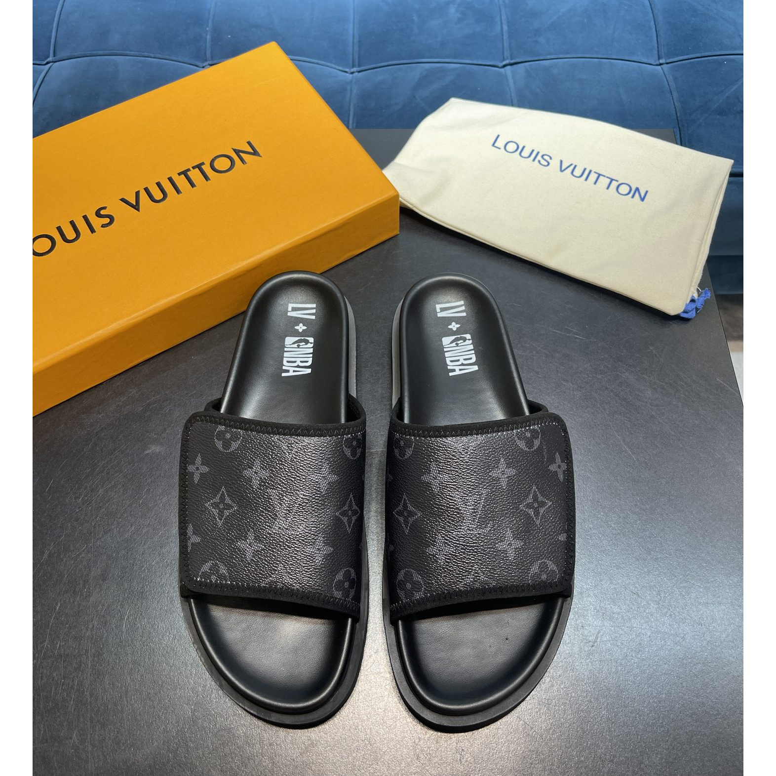 Louis Vuitton x NBA-Monogramm-Slipper - EUR FASHION