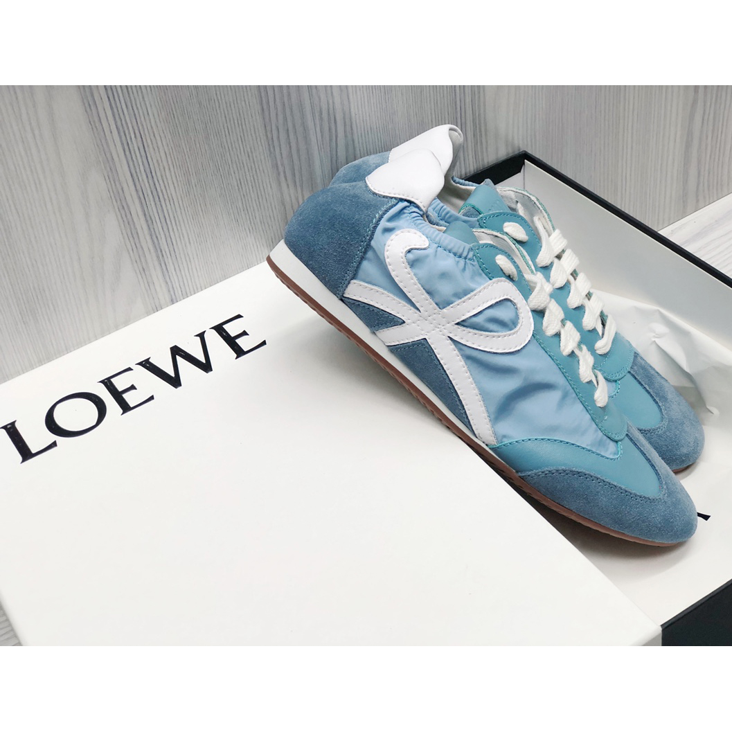 Loewe Ballettläufer aus Nylon und Kalbsleder - EUR FASHION
